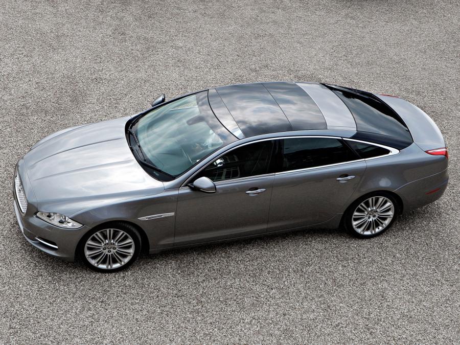 Jaguar XJ 2009 года  (UK) (фото 28 из 30)